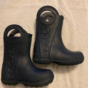 Crocs Kids navy blue Rain Boots size C10